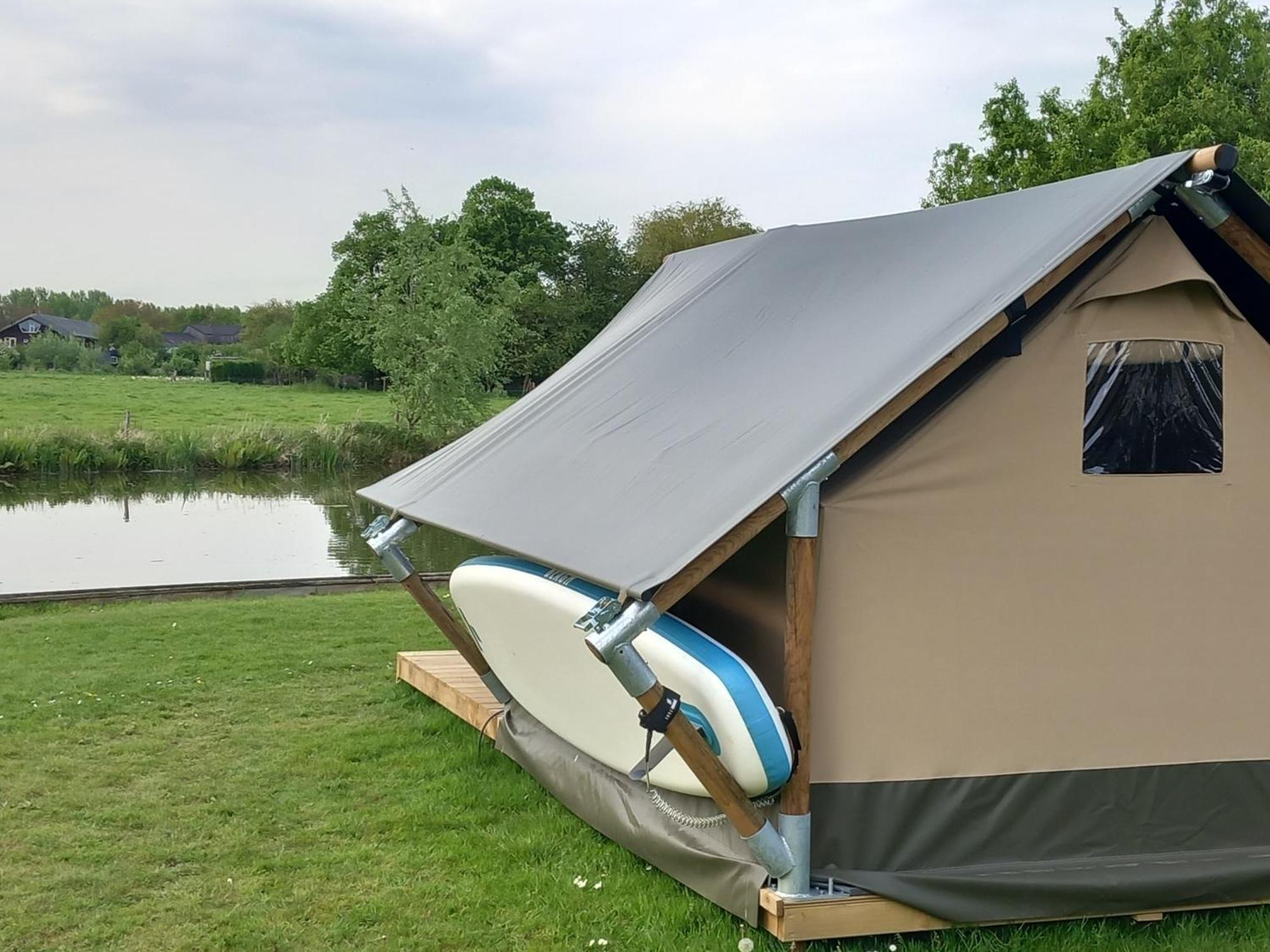 Safari Lodge 'Linge-Zicht' Tiel Dış mekan fotoğraf